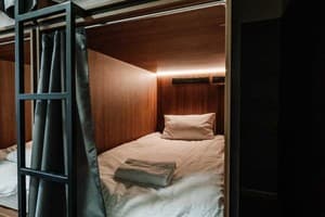 Отель Nesvit Capsule Hotel
