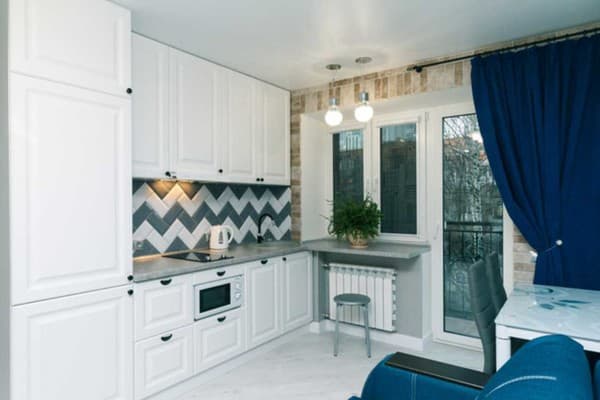 двухкомнатная на ул. Кловский спуск 14 Б 22